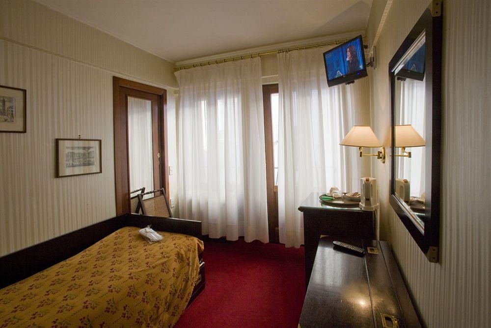 Hotel Agli Alboretti Venecia Exterior foto