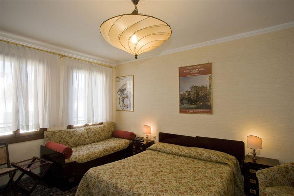 Hotel Agli Alboretti Venecia Exterior foto